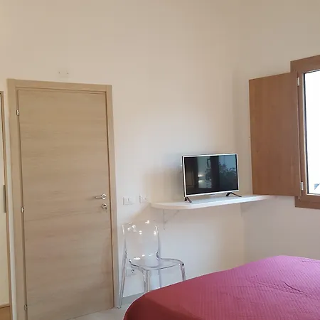 B. Sinis לינה וארוחת בוקר 4*