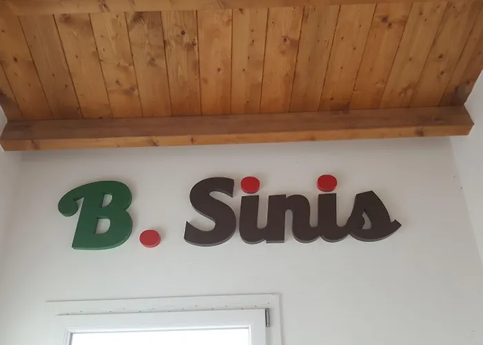 B. Sinis Panzió Càbras