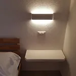 B. Sinis Oda ve Kahvaltı Càbras
