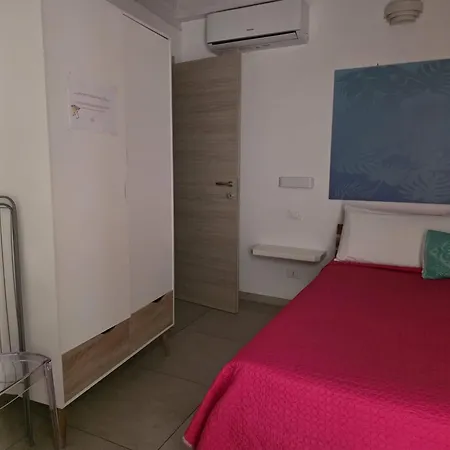 B. Sinis Bed and breakfast