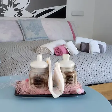 B. Sinis Nocleg ze śniadaniem 3*